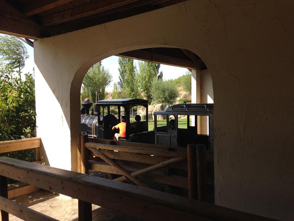 Apartamento Turistico Cigueena De Arguedas Εξωτερικό φωτογραφία